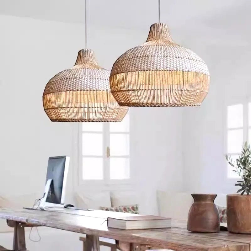 Luminaire en rotin suspendu - Hyota Luminaire en rotin suspendu - Hyota : Un charme naturel
