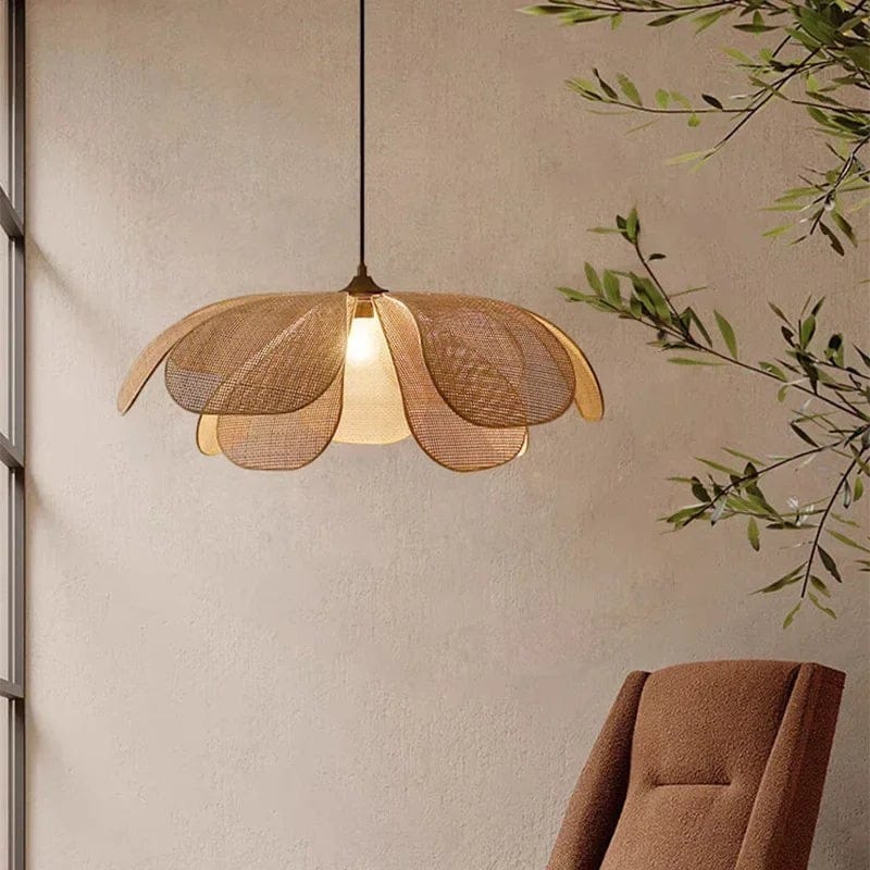 Lustre fleur rotin - Flora Lustre fleur rotin - Flora Illuminez votre intérieur