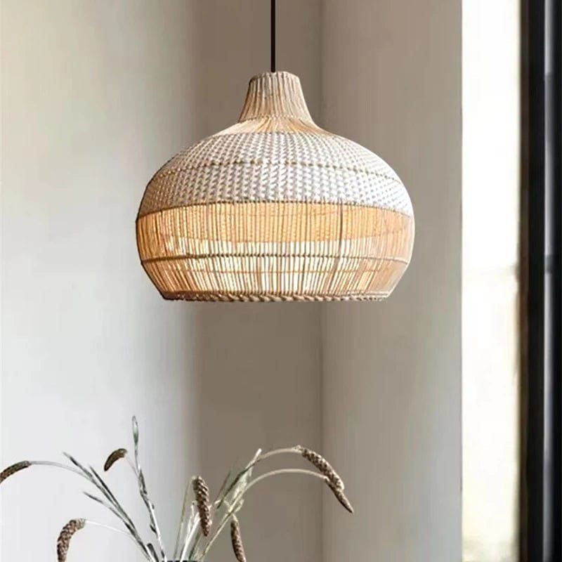 Luminaire en rotin suspendu - Hyota Luminaire en rotin suspendu - Hyota : Un charme naturel