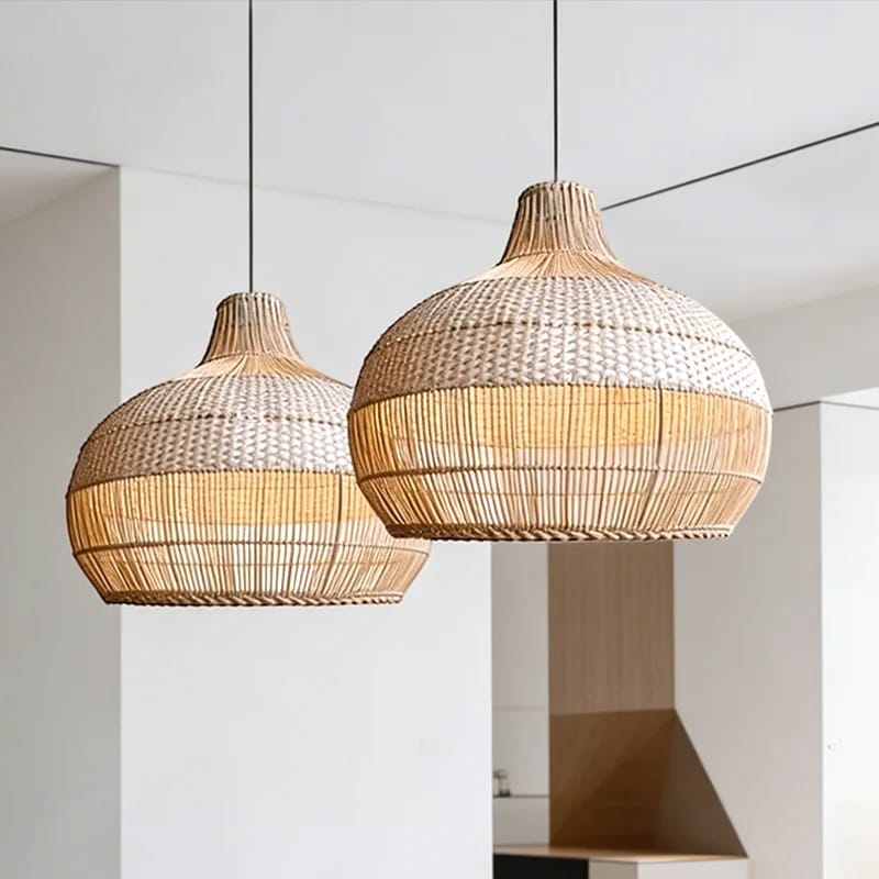 Luminaire en rotin suspendu - Hyota Luminaire en rotin suspendu - Hyota : Un charme naturel