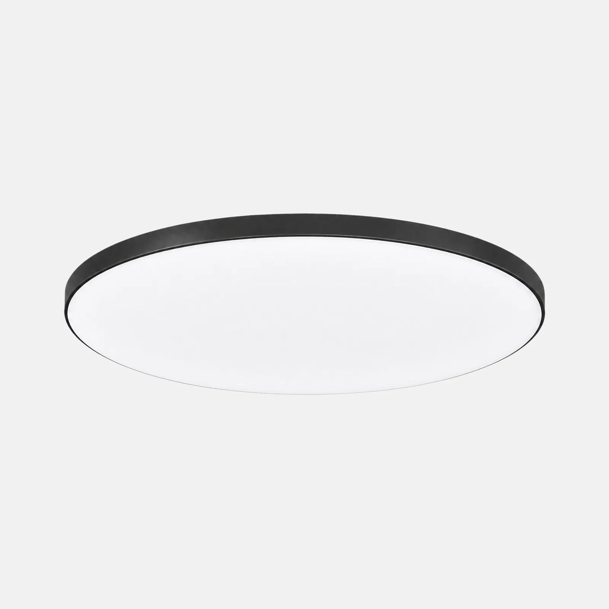 Grand plafonnier rond LED Ify extra-plat, contour noir, sur fond uni