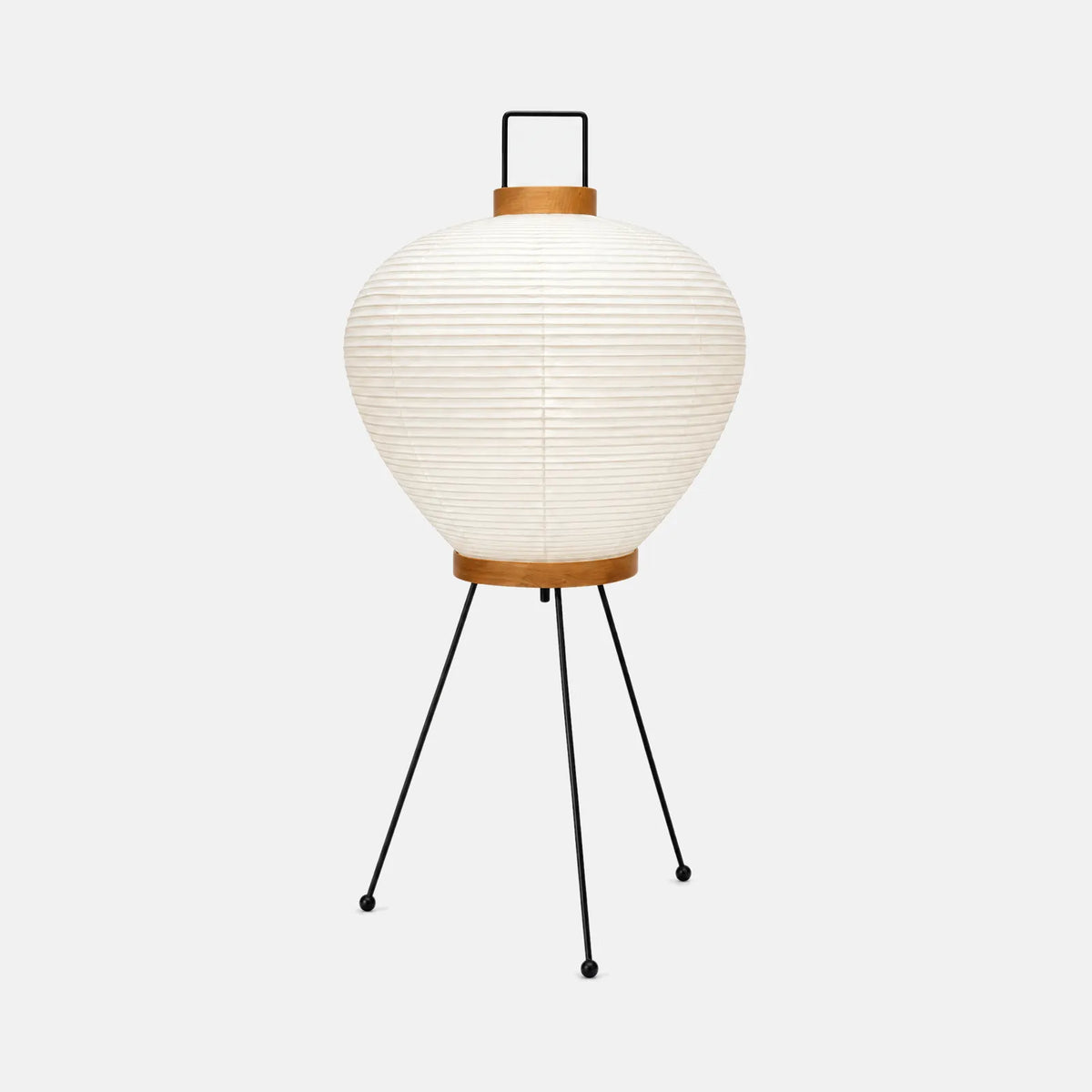Lampadaire japonais Siora, lanterne en papier de riz sur trépied noir, sur fond uni