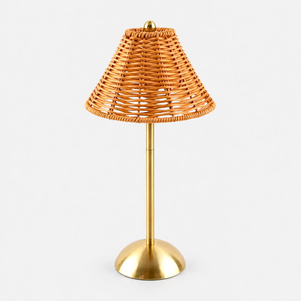 Lampe de table en rotin Viva sans fil, pied doré, photo sur fond uni