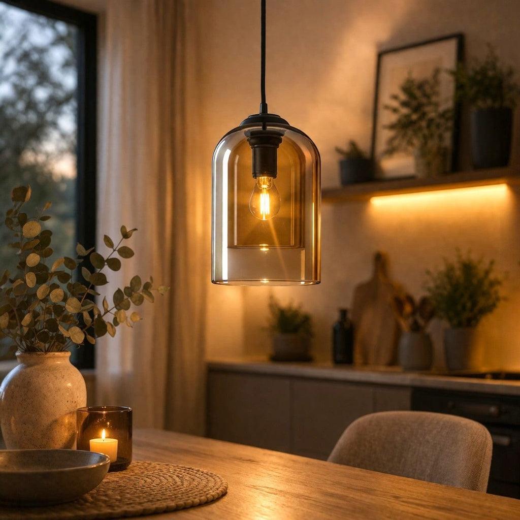 Lampe suspendu en verre - Koro Lampe suspendu en verre - Koro Éclairez votre intérieur
