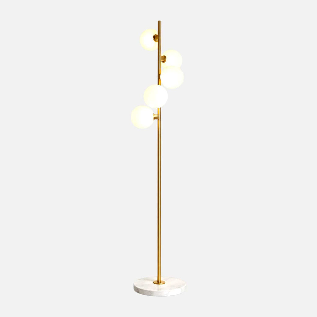 Lampe en verre sur pied - Polia Lampe en verre sur pied - Polia Illuminez votre déco