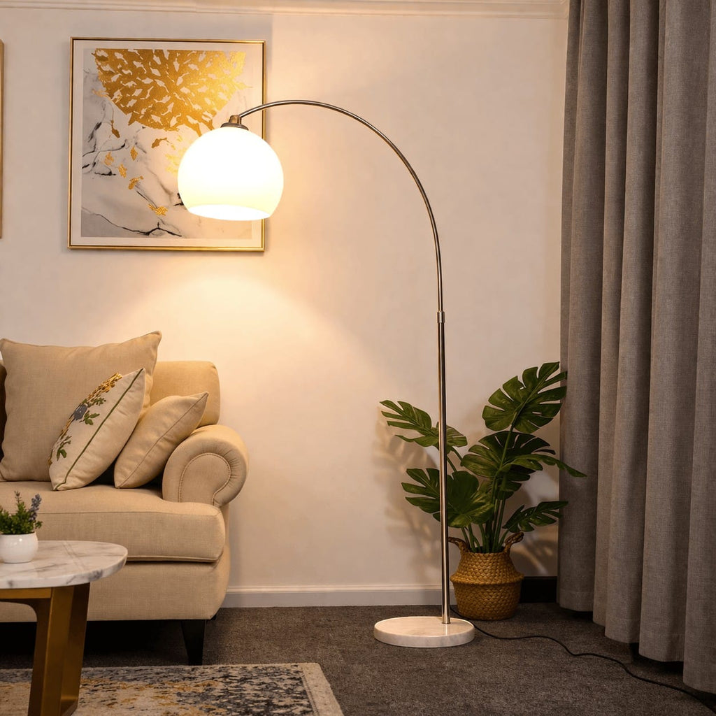 Lampadaire minimaliste - Yva Lampadaire minimaliste - Yva Apportez une touche moderne