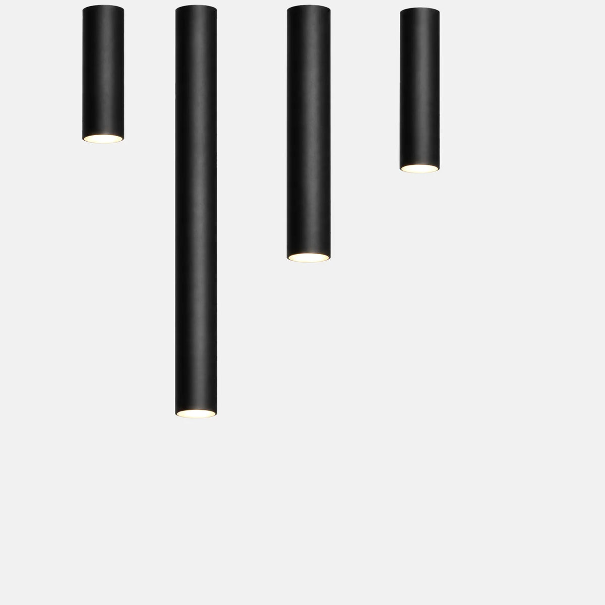 Plafonniers tube LED Ifa noirs en 8, 20, 30 et 40 cm, sur fond uni