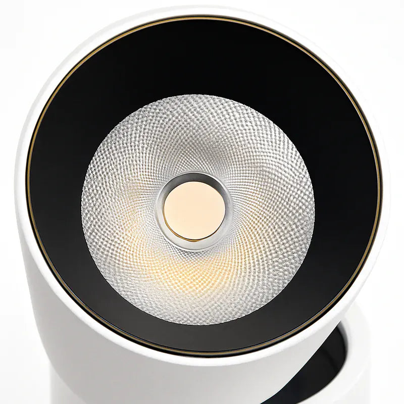 Plafonnier spot led orientable - Kuro Plafonnier spot led orientable - Kuro Éclairez avec goût